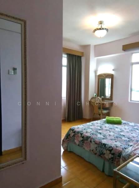 Pangsapuri untuk Dijual di Glory Beach Resort - Connie Chong - Bedroom - PropertyGuru.com.my