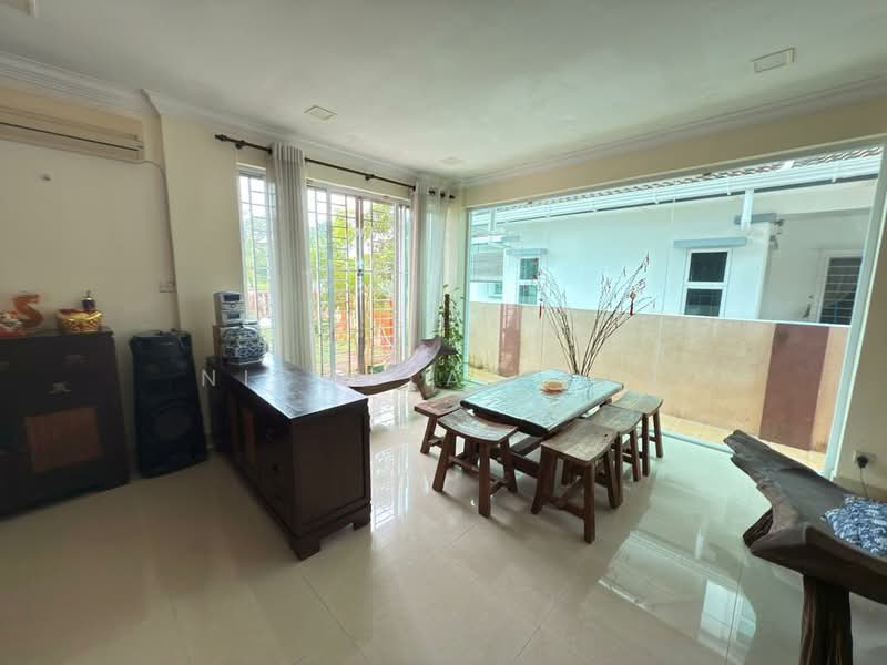 Rumah Berkembar untuk Dijual di Poh Kwong Park (Kuching) - Nicholas Tan - PropertyGuru.com.my