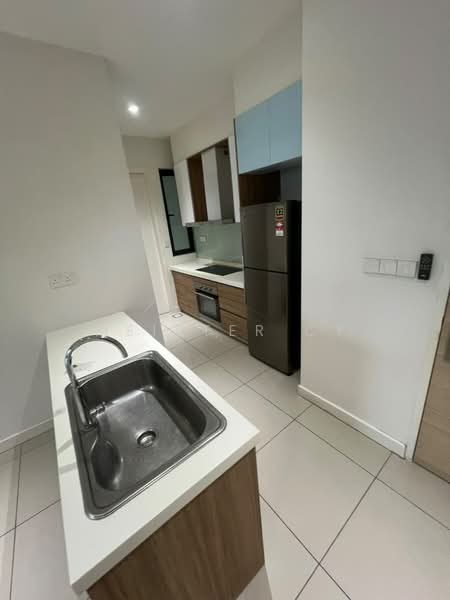 Servis Apartment untuk Disewa di UNIO Residence - Meister CY - Kitchen - PropertyGuru.com.my