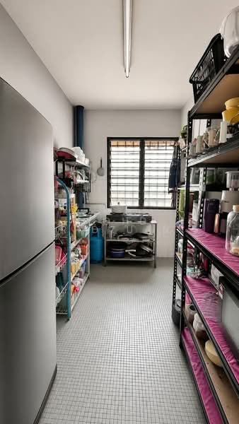 Rumah Flat untuk Dijual di Inai - Mohd Ridzuan - Kitchen - PropertyGuru.com.my