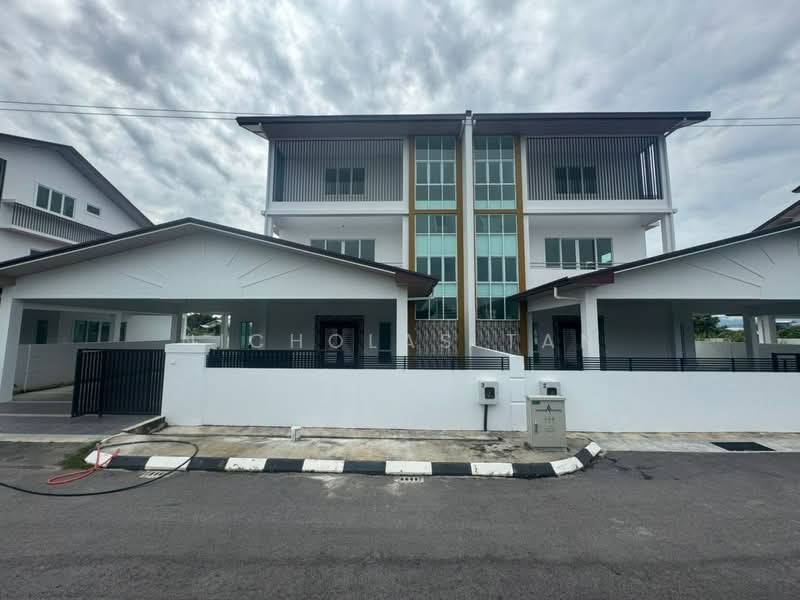Rumah Berkembar untuk Dijual di Semaba (Kuching) - Nicholas Tan - PropertyGuru.com.my