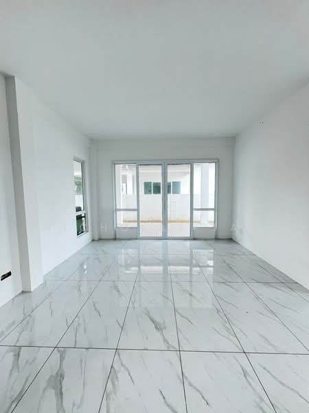 Rumah Berkembar untuk Dijual di Semaba (Kuching) - Nicholas Tan - PropertyGuru.com.my