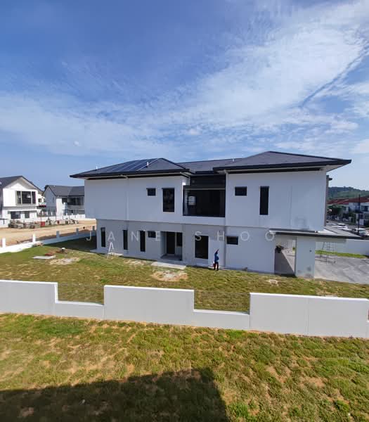 Rumah Berkembar untuk Dijual di Bandar Kinrara Seksyen 8 (Bandar Kinrara) - Jane Shoo - Exterior - PropertyGuru.com.my