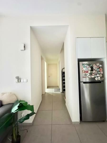 Servis Apartment untuk Dijual di Petalz Residences - Jerrick Foo - Corridor - PropertyGuru.com.my