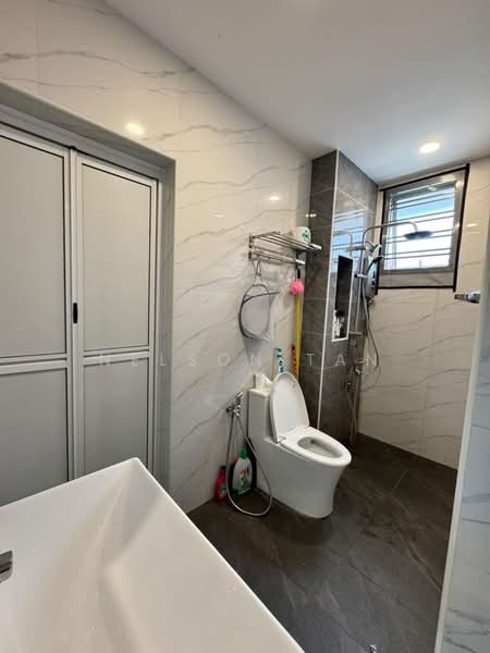 Rumah Teres 1.5-Tingkat untuk Disewa di Taman Molek (Tebrau) - Nelson Tan - PropertyGuru.com.my