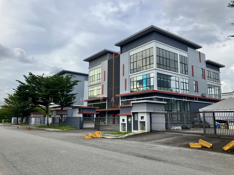 Semi-D Factory for Rent in Seksyen 26, HICOM Industrial Estate (Shah Alam) - Renvin KAUR SIDHU - Exterior - PropertyGuru.com.my