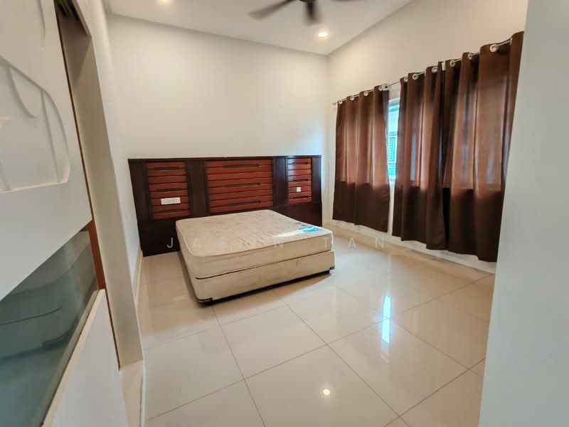 Semi-Detached House for Rent in Taman Equine (Seri Kembangan) - Jason Tan - Bedroom - PropertyGuru.com.my