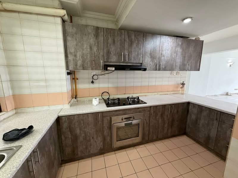 Kondominium untuk Dijual di Menara Polo - Karyn Wong - Kitchen - PropertyGuru.com.my