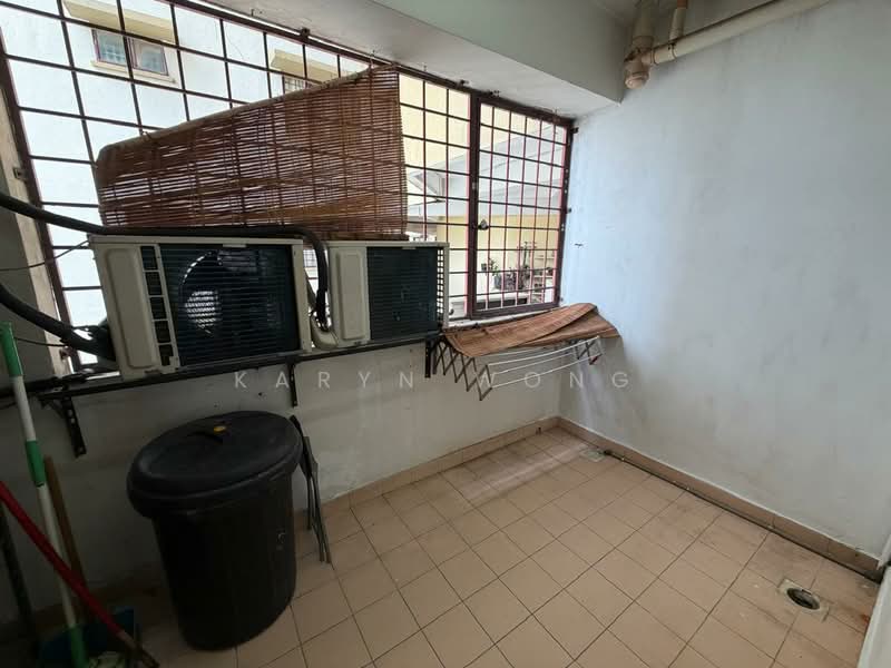Kondominium untuk Dijual di Menara Polo - Karyn Wong - Balcony - PropertyGuru.com.my