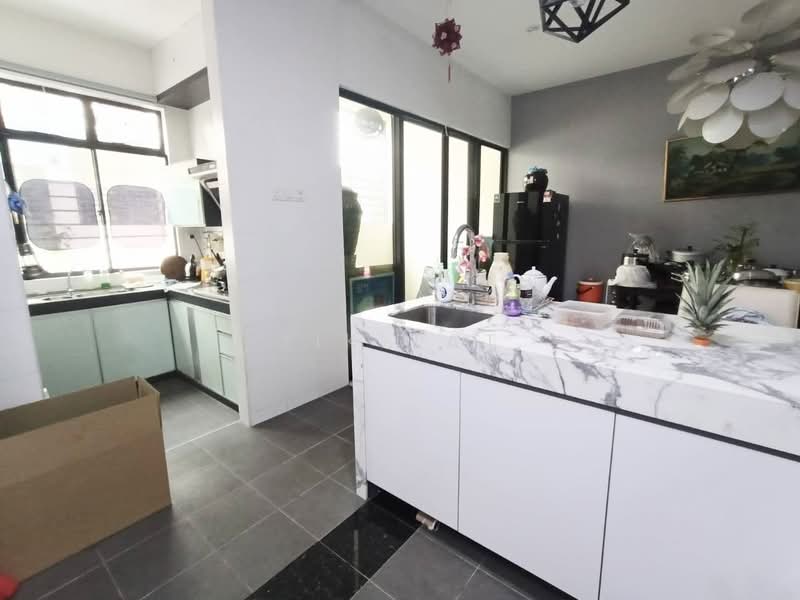 Rumah Teres 2 Tingkat untuk Dijual di Taman Laguna (Johor Bahru) - Yik Tat - PropertyGuru.com.my