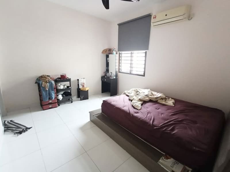 Rumah Teres 2 Tingkat untuk Dijual di Taman Laguna (Johor Bahru) - Yik Tat - PropertyGuru.com.my