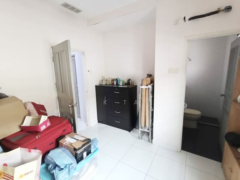 Rumah Teres 2 Tingkat untuk Dijual di Taman Laguna (Johor Bahru) - Yik Tat - PropertyGuru.com.my
