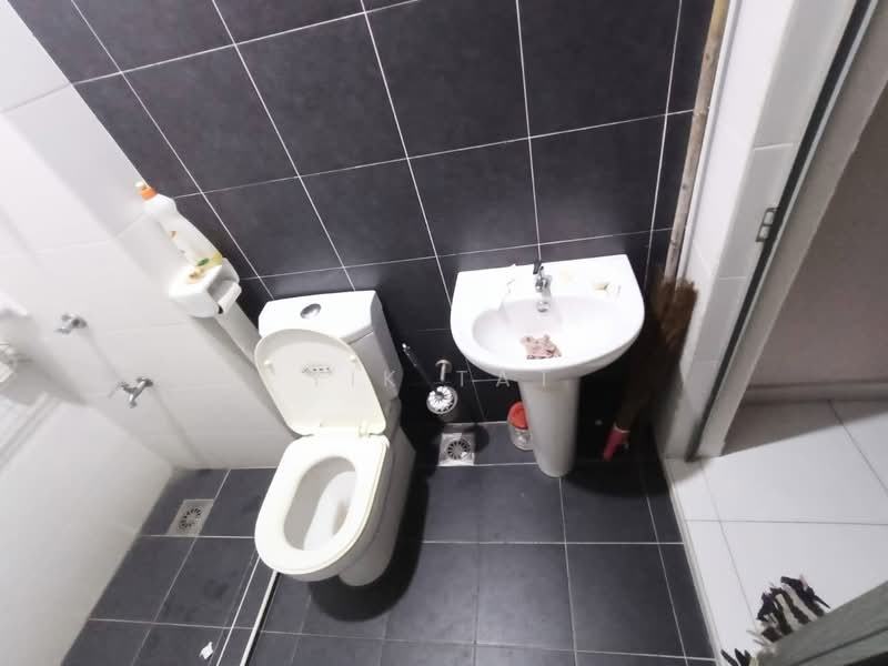 Rumah Teres 2 Tingkat untuk Dijual di Taman Laguna (Johor Bahru) - Yik Tat - PropertyGuru.com.my