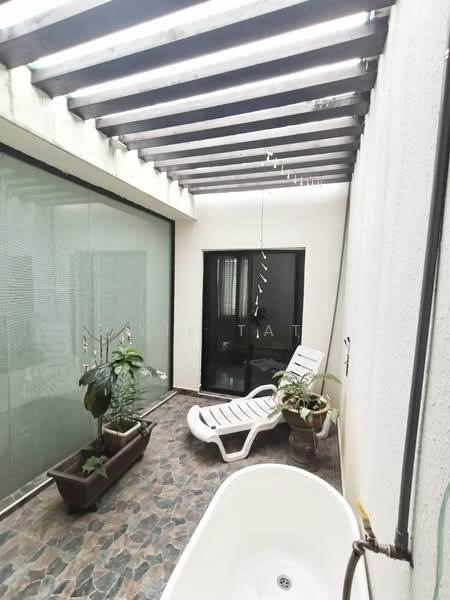Rumah Teres 2 Tingkat untuk Dijual di Taman Laguna (Johor Bahru) - Yik Tat - PropertyGuru.com.my