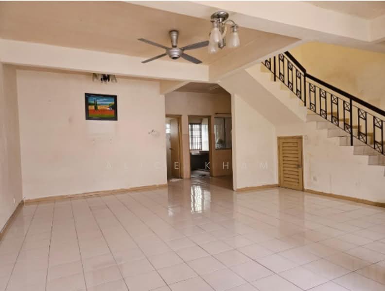 Rumah Teres untuk Dijual di Taman Kajang Perdana (Kajang) - Alice Kham - Living Room - PropertyGuru.com.my