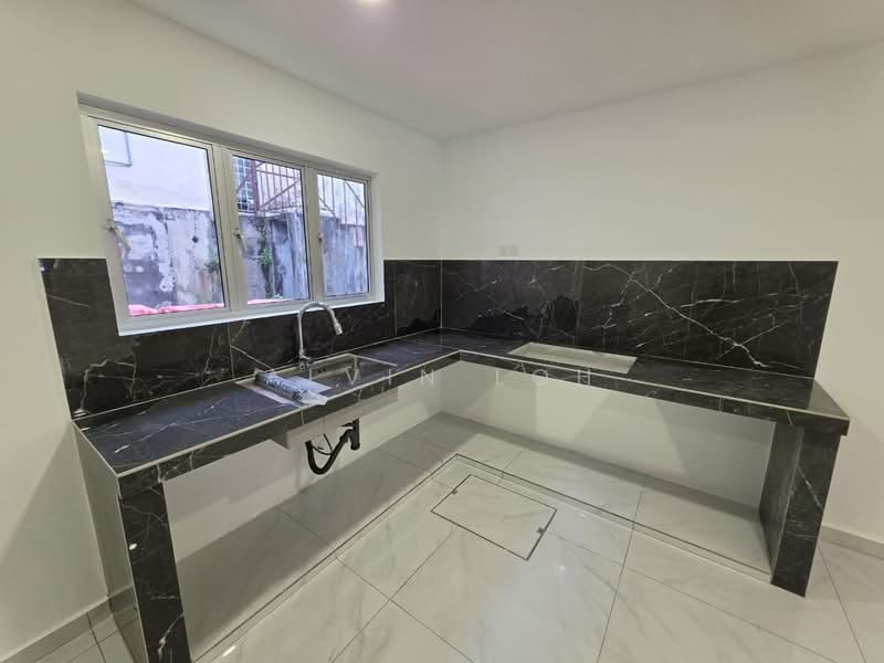 Terraced House for Sale in Bandar Mahkota Cheras (Cheras) - Alvin Loh - Kitchen - PropertyGuru.com.my