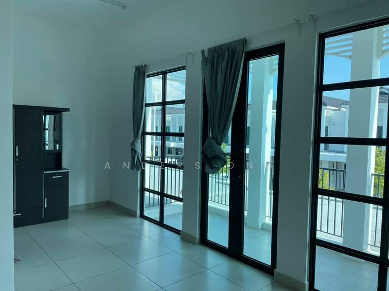 Rumah Teres untuk Disewa di Bandar Cassia (Batu Kawan) - Anders Ong - Balcony - PropertyGuru.com.my