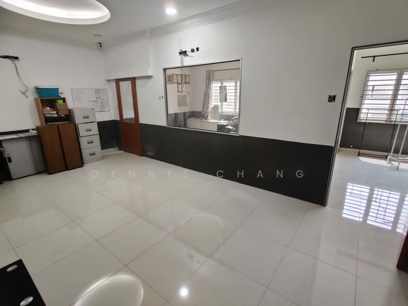 Terrace Factory for Rent in Taman Industri Sungai Buloh (Sungai Buloh) - Dennis Chang - Interior - PropertyGuru.com.my