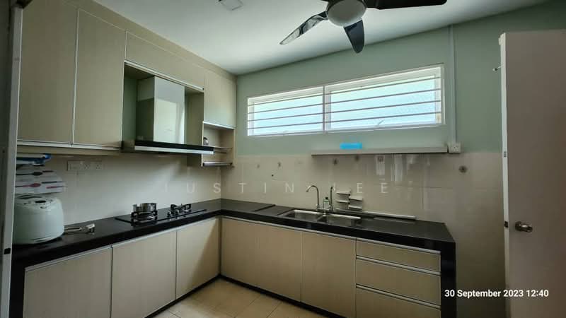 3-storey Terraced House for Sale in Kajang (Selangor) - Justin Lee - Kitchen - PropertyGuru.com.my