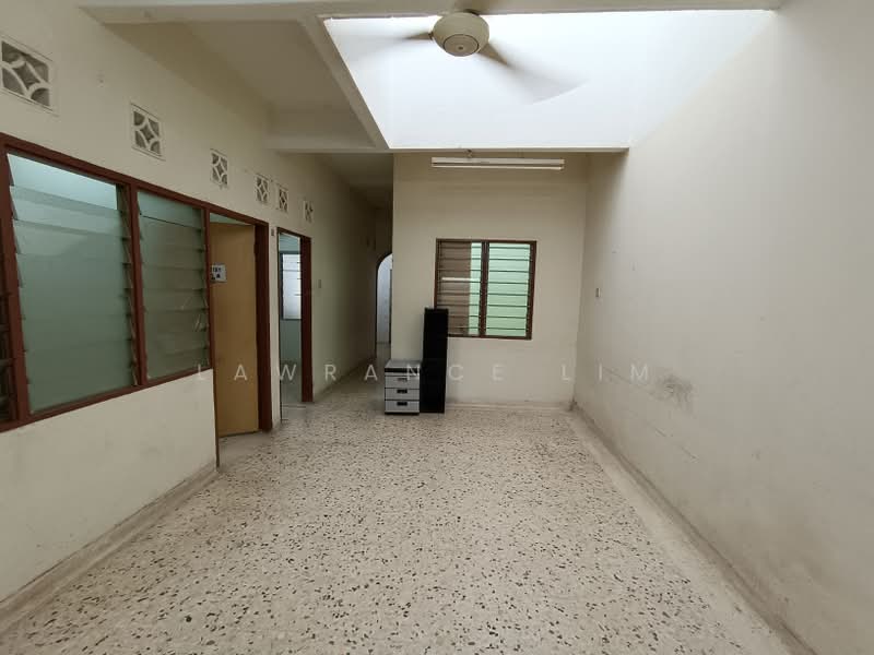 1-storey Terraced House for Sale in Taman Bukit Beruang (Bukit Baru) - Lawrance Lim - PropertyGuru.com.my
