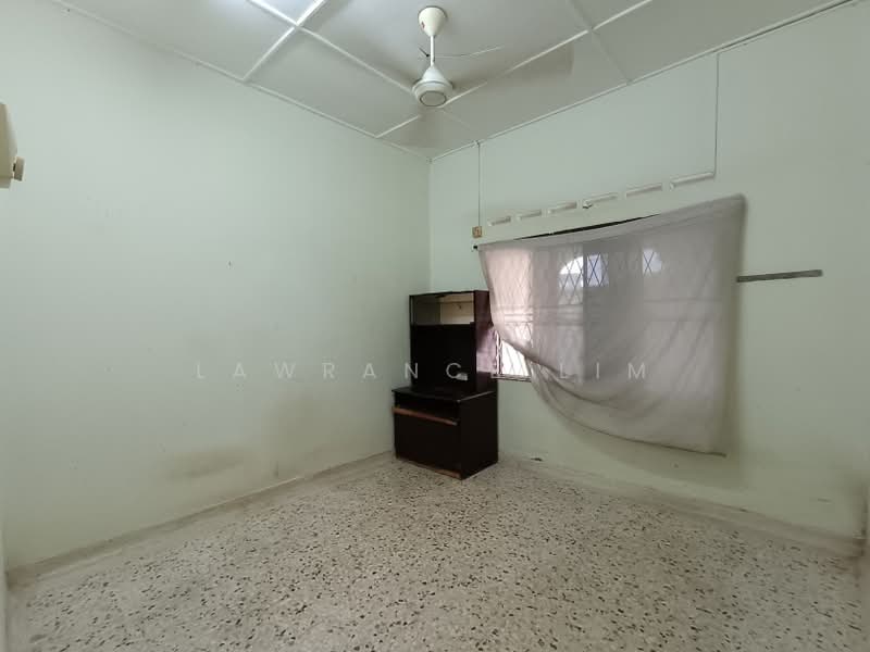 1-storey Terraced House for Sale in Taman Bukit Beruang (Bukit Baru) - Lawrance Lim - PropertyGuru.com.my