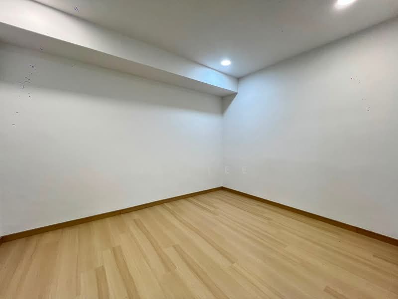 2-storey Terraced House for Sale in Taman Bukit Kempas (Tampoi) - Jaz Lee - PropertyGuru.com.my
