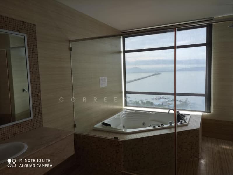 Kondominium untuk Disewa di The View Residences - Correen Lee - Bathroom - PropertyGuru.com.my