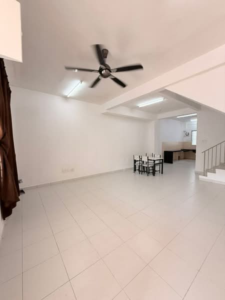 2-storey Terraced House for Sale in Taman Pulai Mutiara (Iskandar Puteri (Nusajaya)) - Mohamad Rahfi - Living Room - PropertyGuru.com.my
