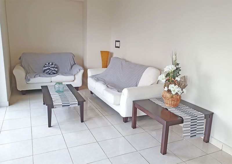 Kondominium untuk Dijual di Kelana Mahkota - Iylia . - Living Room - PropertyGuru.com.my