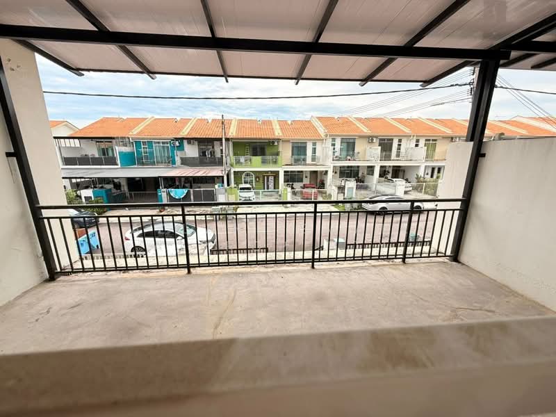 2-storey Terraced House for Sale in Taman Pulai Mutiara (Iskandar Puteri (Nusajaya)) - Azlan Ismail aiproperty - Exterior - PropertyGuru.com.my