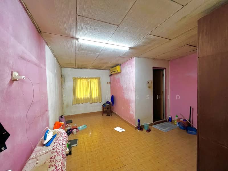 Rumah Teres 2 Tingkat untuk Dijual di Pjs 4 (Petaling Jaya) - Rashdan Rashid - PropertyGuru.com.my