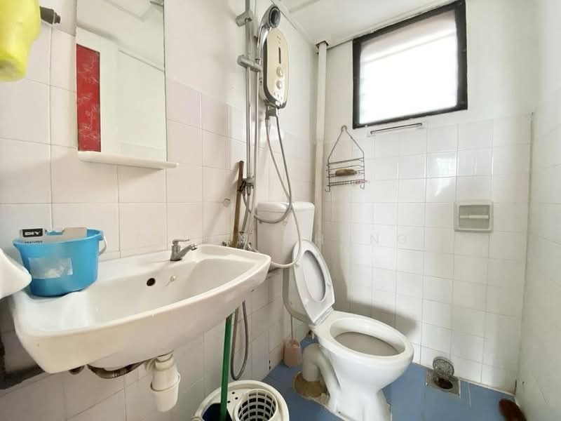 2-storey Terraced House for Sale in Taman Koperasi Cuepacs (Cheras) - Eldon Chong - Bathroom - PropertyGuru.com.my