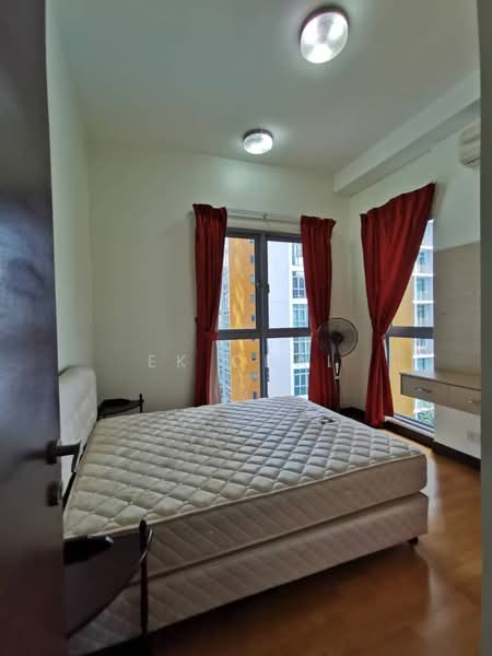Condominium for Sale at Hampshire Residences - EK Chai - Bedroom - PropertyGuru.com.my