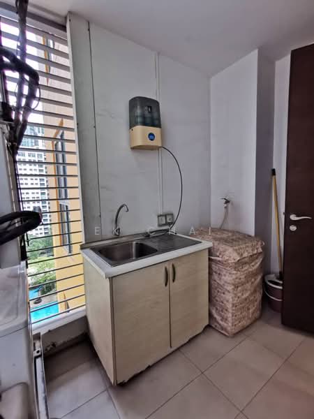 Condominium for Sale at Hampshire Residences - EK Chai - Balcony - PropertyGuru.com.my
