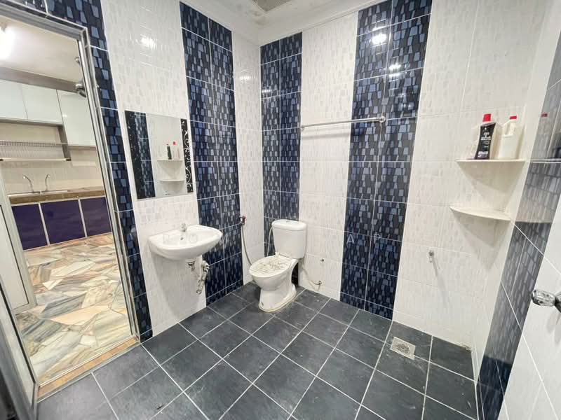 2.5-storey Terraced House for Sale in Desa Puteri (Rawang) - Roman Yap - PropertyGuru.com.my