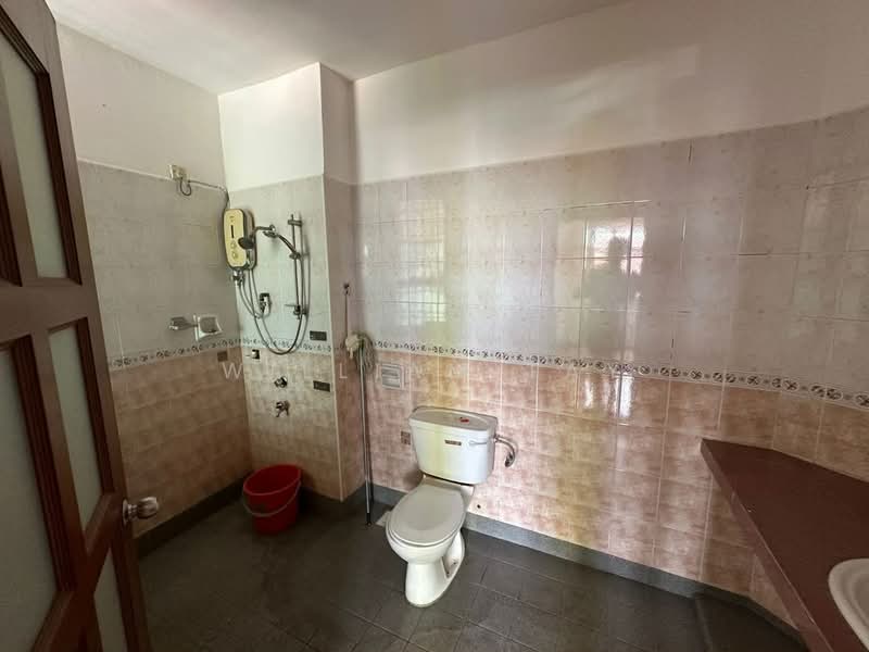 2-storey Terraced House for Sale in Taman Impian Emas (Skudai) - William Tay - Bathroom - PropertyGuru.com.my