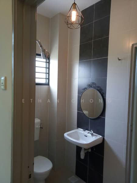 Rumah Teres 2 Tingkat untuk Disewa di Jalan Kebun (Klang) - Ethan Chong - Bathroom - PropertyGuru.com.my