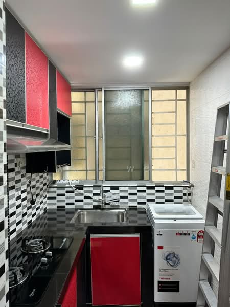 Condominium for Rent at Platinum Lake PV 20 - James Wong - Kitchen - PropertyGuru.com.my