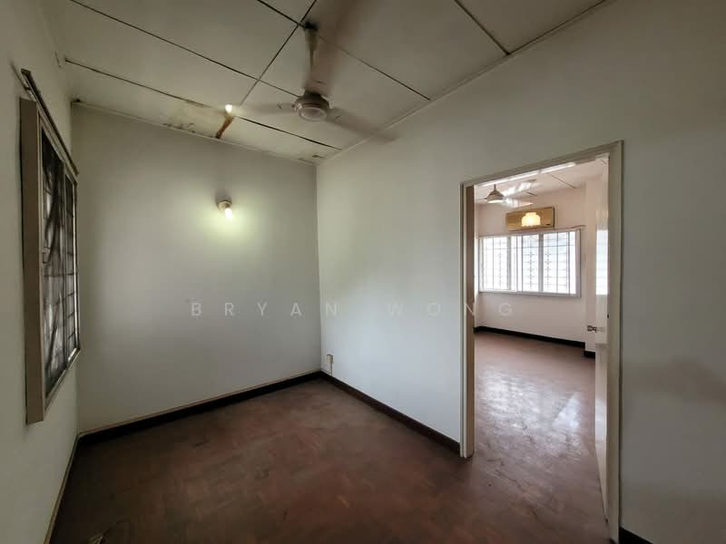 Rumah Teres 2 Tingkat untuk Dijual di SS 21, Damansara Utama (Petaling Jaya) - Bryan Wong - PropertyGuru.com.my
