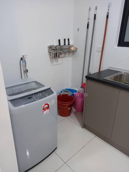 Servis Apartment untuk Dijual di Kenwingston Skylofts - HL Tang - PropertyGuru.com.my