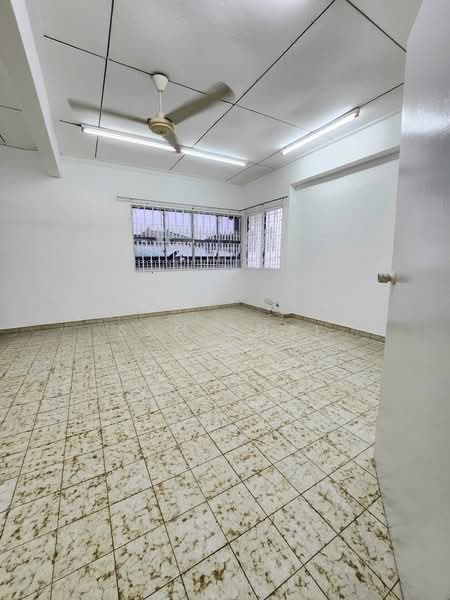 Semi-Detached House for Sale in Taman Pelangi (Johor Bahru) - Sam Chai - Interior - PropertyGuru.com.my
