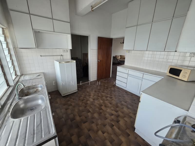 Pangsapuri untuk Dijual di Sunrise Tower - Kenneth Kung - Kitchen - PropertyGuru.com.my