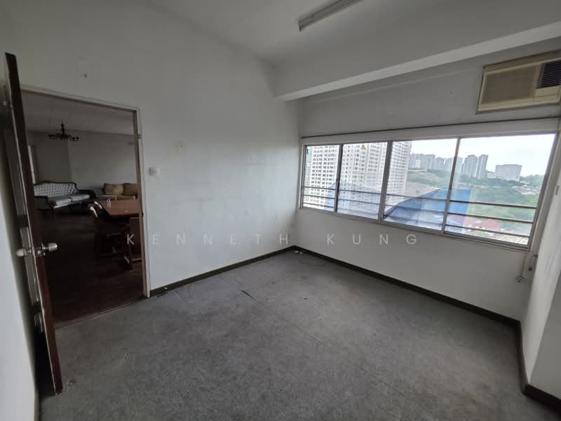 Pangsapuri untuk Dijual di Sunrise Tower - Kenneth Kung - Living Room - PropertyGuru.com.my