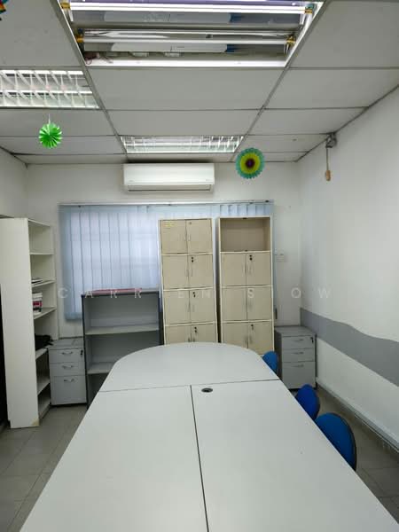Shop / Office for Rent in Taman Johor Jaya (Johor Bahru) - Carrien Siow - Interior - PropertyGuru.com.my