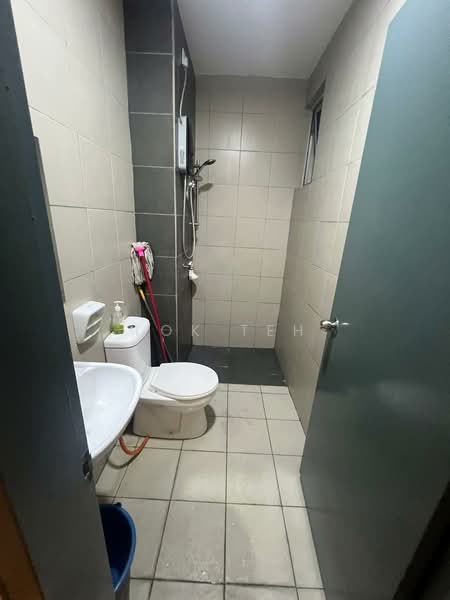 Service Residence for Rent at SkyLake Residence - Lok Teh - Bathroom - PropertyGuru.com.my