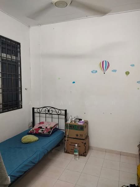 2-storey Terraced House for Sale in Taman Bukit Galena (Seremban) - Lai Kah Chun - Bedroom - PropertyGuru.com.my