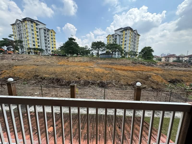 Pangsapuri untuk Disewa di Larkin Residence - Zoey Lee - Exterior - PropertyGuru.com.my