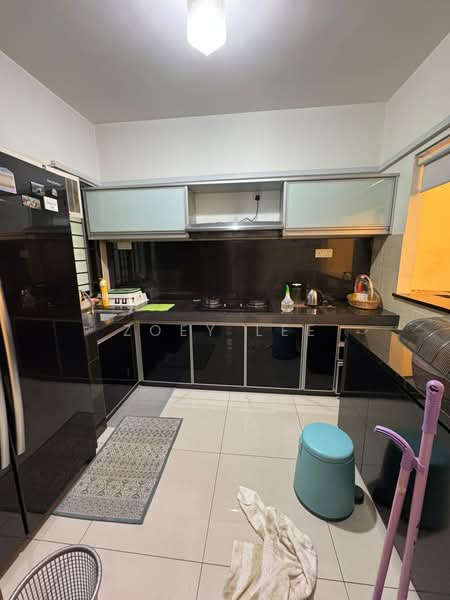 Pangsapuri untuk Disewa di Larkin Residence - Zoey Lee - Kitchen - PropertyGuru.com.my