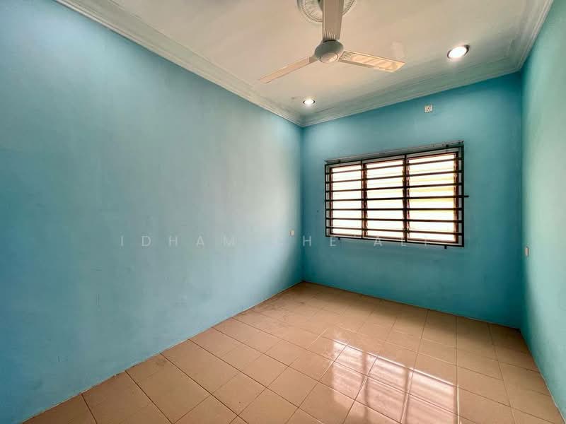 Rumah Teres 2 Tingkat untuk Dijual di Kampung Batu Hitam (Beserah) - Idham Che'Ali - Interior - PropertyGuru.com.my
