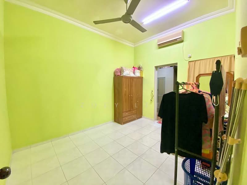 Rumah Teres 2 Tingkat untuk Dijual di Perling (Johor) - Zoey Lee - Bedroom - PropertyGuru.com.my
